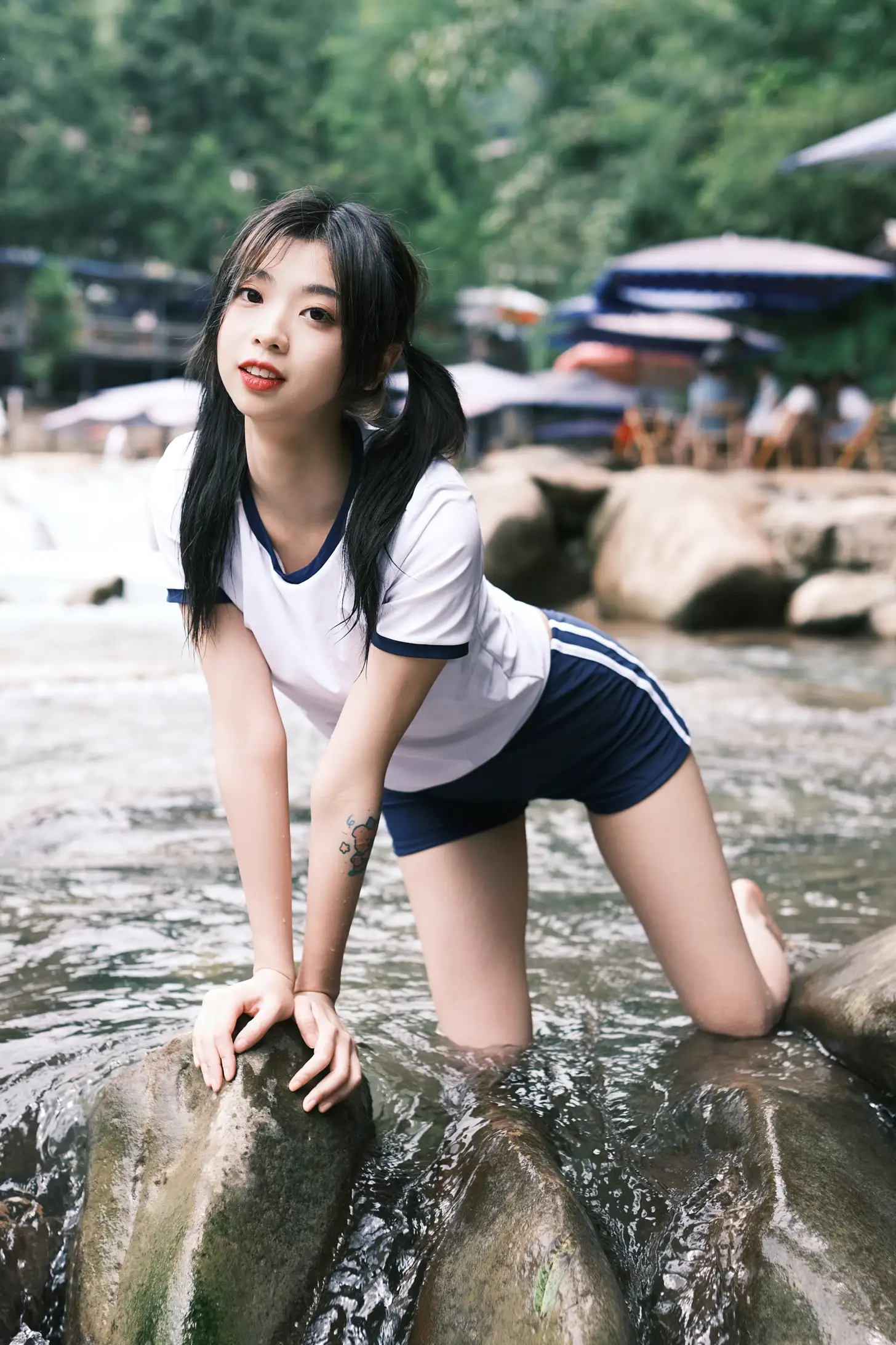 [YITUYU] 2022.05.26 Vol.0991 – Slow Summer pond#[20P]-10